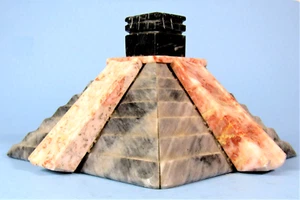 ONYX MAYAN STEP PYRAMID VINTAGE 8" EL CASTILLO SOUVENIR BUILDING MEXICO - Imagen 1 de 8