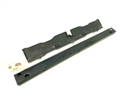 Soporte superior radiador delantero Lexus LS460 L 2007-2012 X2 OEM. Foto 1 de 4