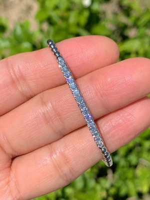 Hermoso brazalete de tenis redondo de diamantes creado en laboratorio de 1,00 quilates enchapado en oro blanco de 14 quilates Foto 1 de 4