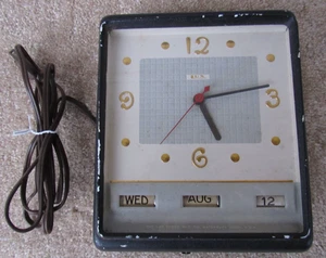 LUX Kalender Wanduhr alt Vintage funktioniert aber nicht perfekt Datum Tag Monat - Bild 1 von 15