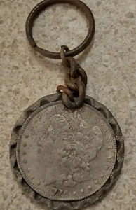 Vintage 1776 COIN LADY LIBERTY E PLURIBUS UNUM Medallion Keychain HEPCO Advertis - Picture 1 of 3