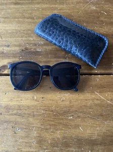 VINTAGE Blue Pan Oceanic Oversized Sunglasses - Picture 1 of 9