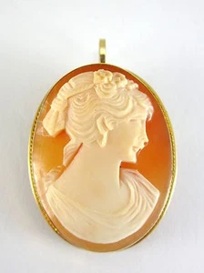 BEAUTIFUL LADIES 14K YELLOW GOLD CAMEO BROOCH / PENDANT *ITALY* 4.8G - Picture 1 of 9