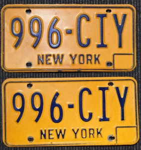 Vintage Rare Yellow New York License Plate 996 - CIY 2 Pieces - Picture 1 of 2
