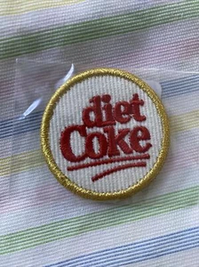 Neu mit Etikett Stoney Clover Lane x Coca Cola weiß Diät Cola Aufnäher bestickt - Bild 1 von 3