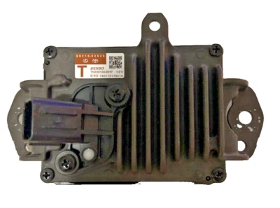 TOYOTA ADAPTIVE CRUISE DISTANCE RADAR SENSOR OEM: 88210-02020 - Image 1 of 4