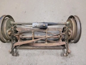 Antique / vintage Craftsman Push Lawn Mower with oiler for parts or restoration - Picture 1 of 10