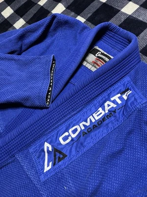 Camiseta de uniforme Gameness Air BJJ Gi azul talla A2 Combate Academy solo sin cinturón Foto 1 de 4