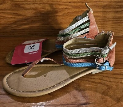 Sandálias planas estilo tanga salto com zíper tamanho 6 femininas NOVAS - Imagem 1 de 4