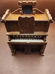 Doll House Miniatures Organ - Picture 1 of 8