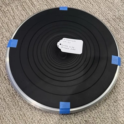 PLATO GIRATORIO ORIGINAL MITSUBISHI LT-30 CON ALFOMBRILLA DE GOMA - MUY BUEN ESTADO Foto 1 de 4