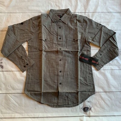 Independent Skate Co. Para Hombres Gris Medio Manga Larga Camisa Abotonada Bolsillos LOGO Foto 1 de 4