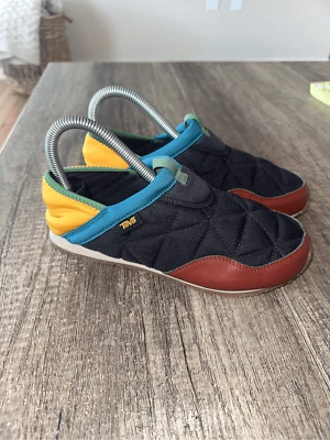 Teva ReEmber Slip-On Size 4 Youth - Image 1 of 4