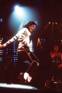 MICHAEL JACKSON POSTER Live in Concert RARE HOT NEW 5 - Picture 1 of 1