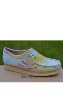 Clarks Originales Damas WALLABEE Pastel Blanco/Azul Gamuza Zapatos UK 4 D EU 37 - Imagen 1 de 6