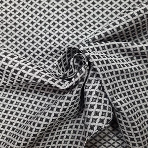 Jacquard Stoff mit geometrischem Muster, Kleiderstoff, Meterware, 0,5 m - Bild 1 von 5