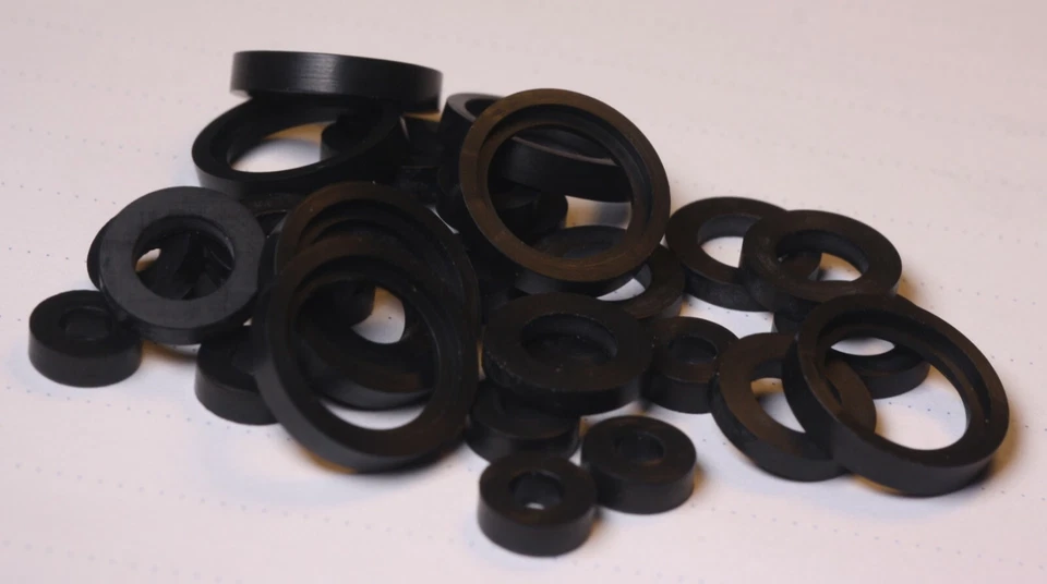 One set of Idler tires for cassette deck - 23 pieces total - Image 1 of 1