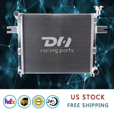 3Rows Polished Radiator For 2005-10 Jeep Grand Cherokee/Commander 3.0-6.1 4.7 MT - Изображение 1 из 4