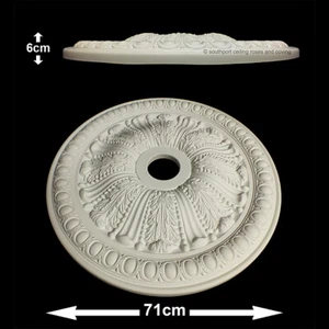 71cm Diameter, Lightweight Ceiling Rose (made of strong resin not polystyrene) - Picture 1 of 6