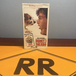 Disney - Honey I Shrunk The Kids {VHS} Promo Backyard Adventure - Preowned - Picture 1 of 7