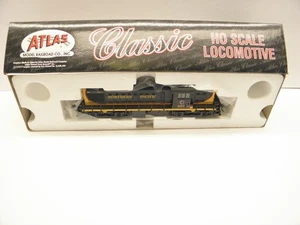 ATLAS CLASSIC ALCO RS-1 LOCOMOTIVE NORTHERN PACIFIC #801 - HO SCALE DCC RUNS - Picture 1 of 7