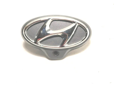 2018-2020 Hyundai Elantra GT Rear Backup Camera Rearview Back Up Reverse Emblem - Image 1 of 4
