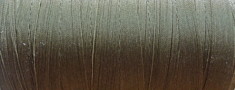 Abrigos Thread T-70 de nailon adherido ~100 yardas "bronceado tierra" Americia hechos en EE. UU. Foto 1 de 1