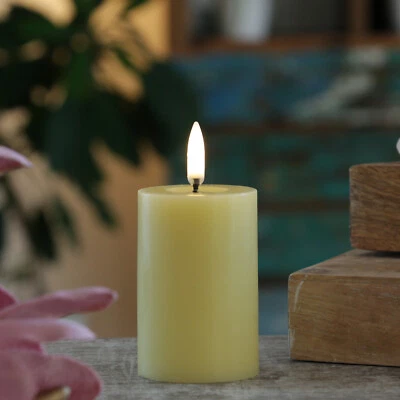 LED Mini Kerze Thea Uyuni Piffany Echtwachs Timer bis 400 Stunden H: 7,5cm gelb - Bild 1 von 4