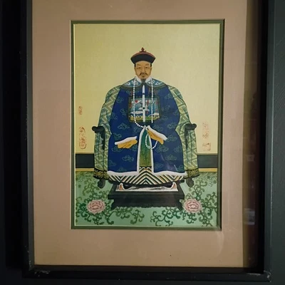 Antiguo retrato ancestral chino pintado a mano sobre seda enmarcado dinastía Qing Foto 1 de 4