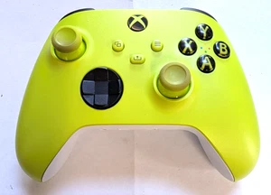 Microsoft Wireless Controller for Xbox Series X/S - Electric Volt - Picture 1 of 3