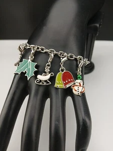 CHRISTMAS silver tone multi shapes & colors enamel figural charms bracelet - Picture 1 of 7