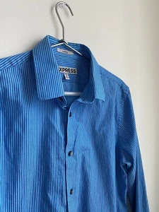 Express Fitted Men's Dress Shirt Blue Stripped Medium 15-15 1/2 Dress Shirt - Picture 1 of 7