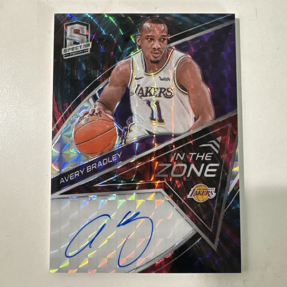 Avery Bradley Auto /49 - Image 1 of 4