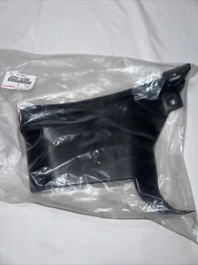 18-22 Toyota Prius Rear Bumper Right Side Seal New OEM 52591-47080 Sealed - Picture 1 of 7