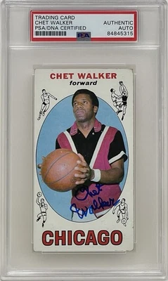 Chet Walker Signed 1969 Topps Rookie Chicago Bulls NBA Basketball Card #91 PSA - Image 1 of 2