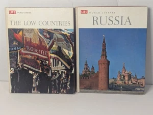 Lot Of 2 Vintage 1960's Life World Library Educational Books - Russia Holland - Imagen 1 de 10