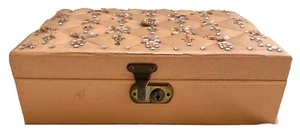 Joyero acolchado vintage de cuero sintético melocotón con pedrería 11"x8"x3" - Imagen 1 de 11