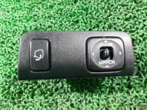 Toyota Aristo JZS161 Lexus GS300 folding mirrors Power switch - Picture 1 of 3