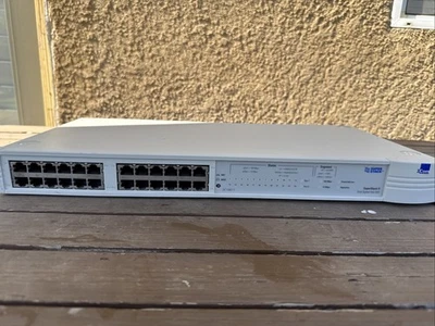 3Com  Superstack II (3C16611) 24-Ports Rack-Mountable Hub stackable - Image 1 of 2