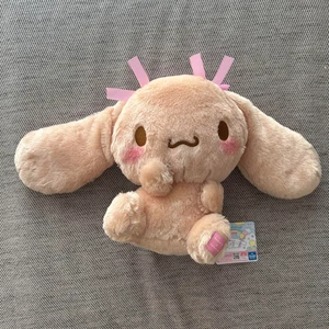 Muñeca de peluche grande Sanrio Cinnamoroll Kamatte Mocha Furyu 2025 nueva de Japón - Imagen 1 de 3