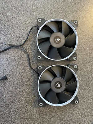 CORSAIR SP120 PWM Ventilador PWM Alta Presión Estática (Paquete de 2) Foto 1 de 2