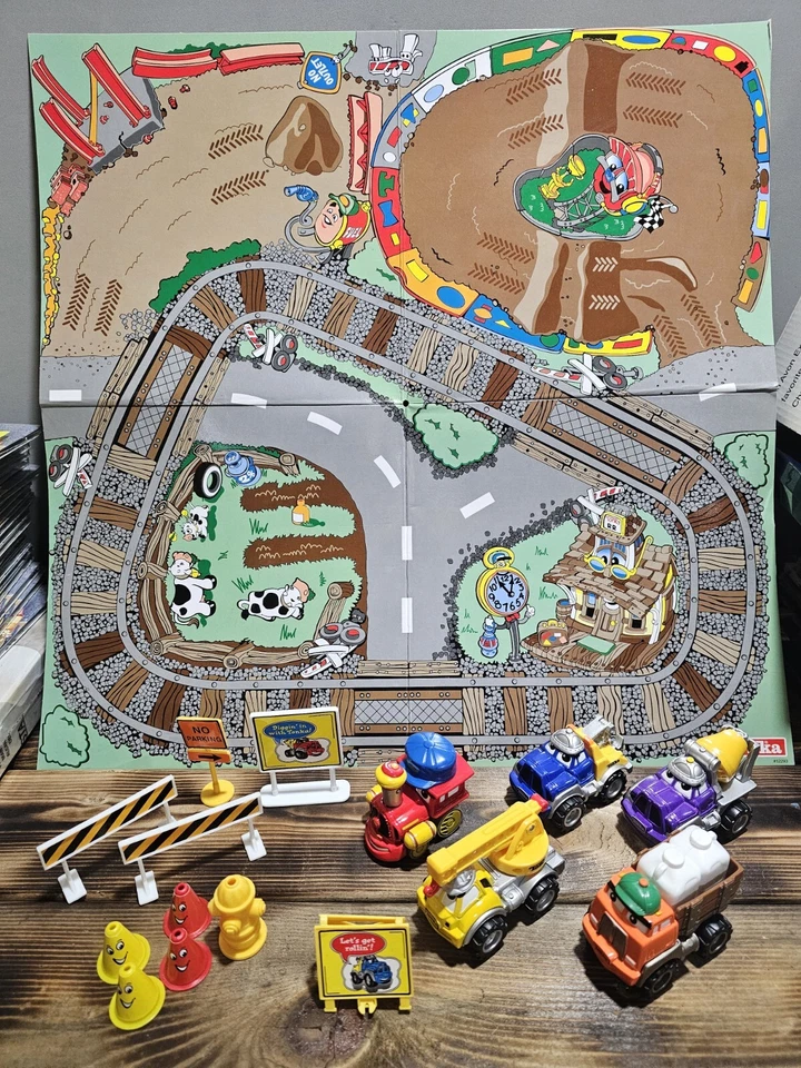 Tonka Lil' Chuck Truck Playset Fold Up Track Die Cast Vehicles Vintage Avon 2002 - Image 1 of 4