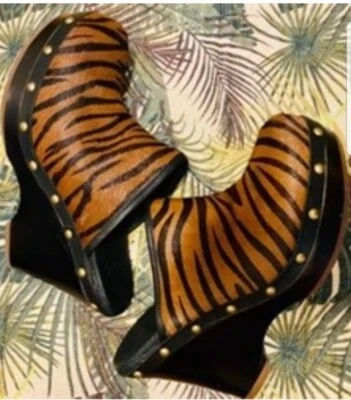 UGG Marsalis Clog Mule US 7 栗色棕色黑色老虎异国情调的小牛毛 180 美元全新 — 第 1/4 张图片