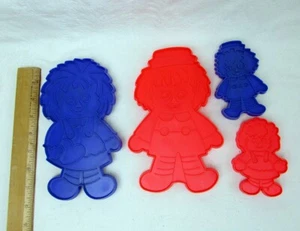 Vintage Hallmark Raggedy Ann & Raggedy Andy Plastic Large Cookie Cutters - Picture 1 of 4