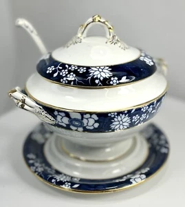 Copeland Spode Cracked Ice & Prunus Sauce Tureen, Lid, Under Plate, Ladle EUC - Picture 1 of 16