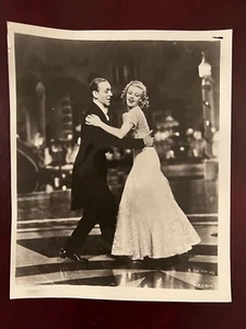 FRED ASTAIRE GINGER ROGERS 8X10 GLOSSY PHOTO PICTURE IMAGE DANCING💗 - Picture 1 of 2