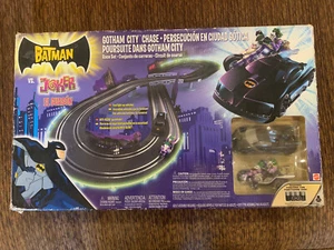 Gotham City Chase Batman vs. Joker El Guason - Picture 1 of 4