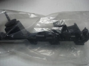 Soporte de montaje en el lado derecho para Mercedes Benz A 2058800603 - Imagen 1 de 3