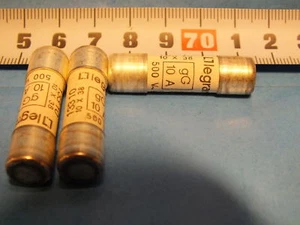 Menge 5 Stück Legrand Sicherung 10-133 10-10A 500VAC (10x38) (133 10) - Bild 1 von 4
