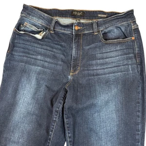 Judy Blue Jeans Womens 18W Dark Wash Straight Fit Distressed Raw Hem Denim - Picture 1 of 11